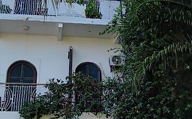 Warere Town House By Zanzibar Gem